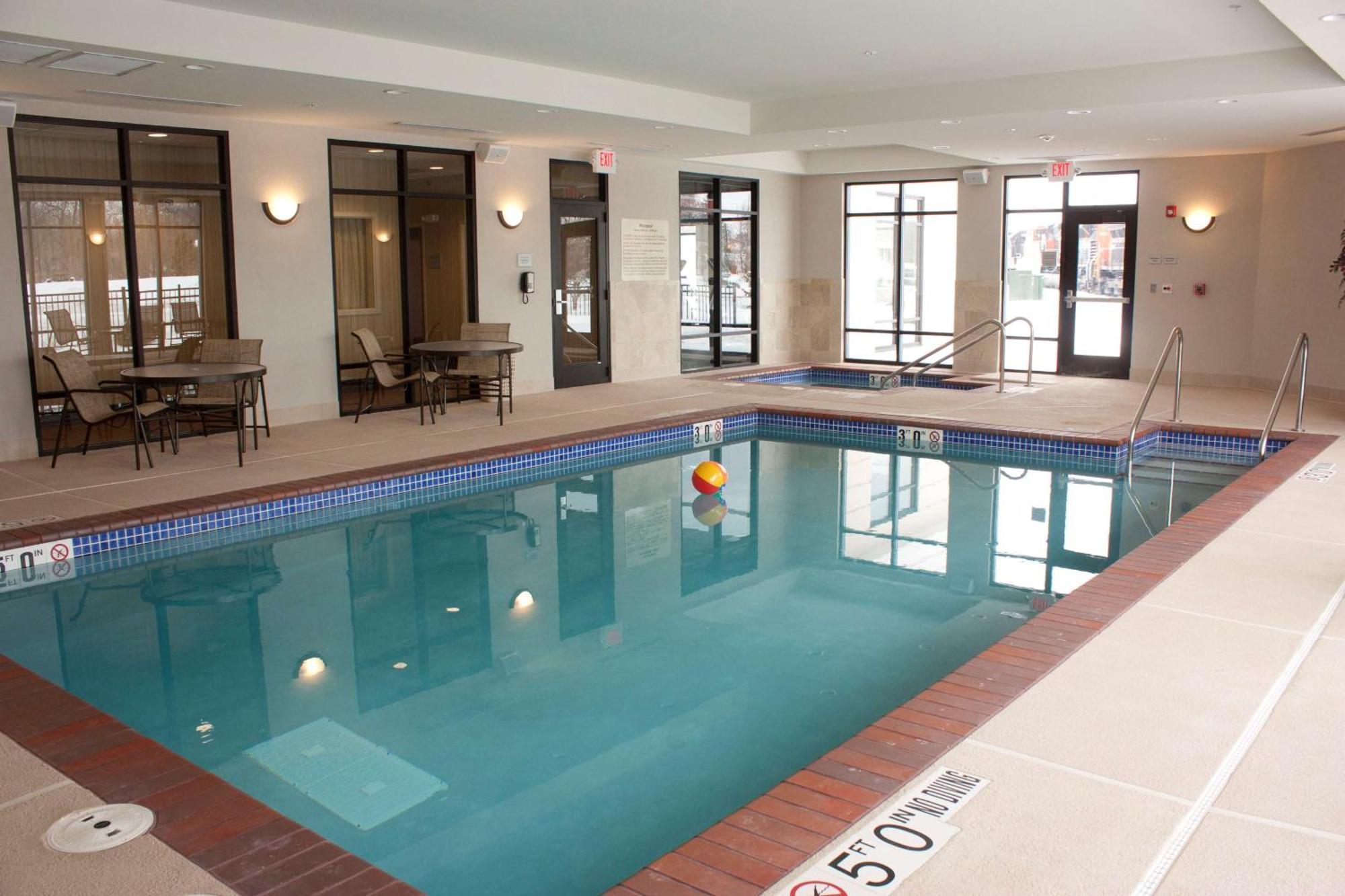Hampton Inn - Burlington Exterior foto